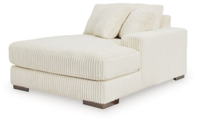 Lindyn Sectional with Chaise - 3 Bros Warehouse