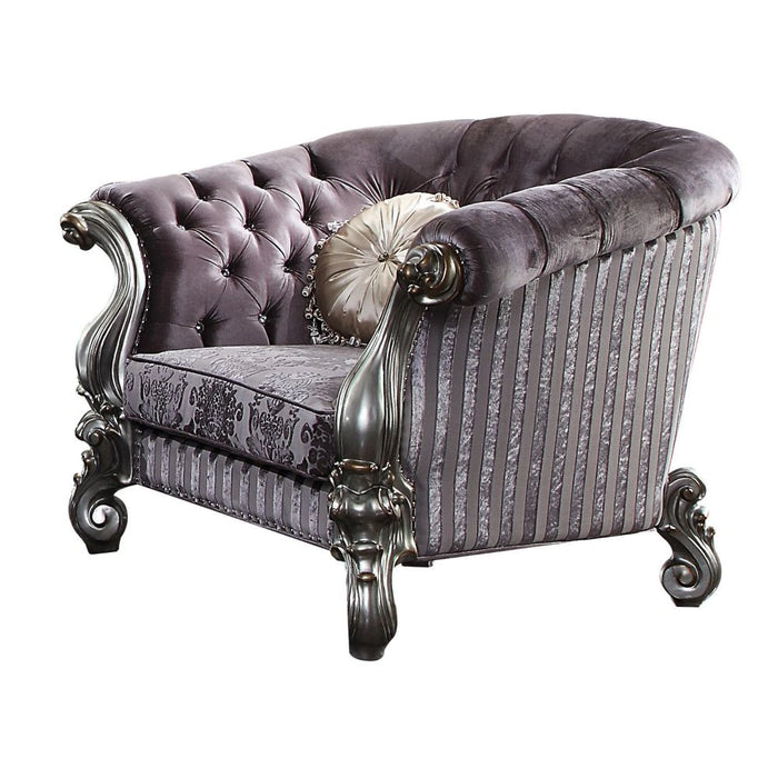 Chair w/2 Pillows