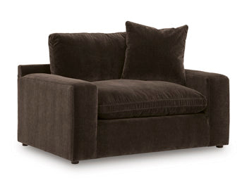 Maxton Heights Oversized Chair - 3 Bros Warehouse