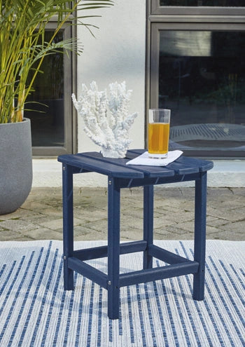 Sundown Treasure End Table - 3 Bros Warehouse