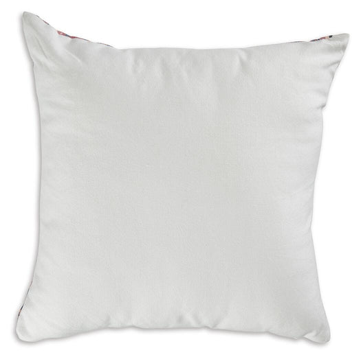 Kennick Pillow - 3 Bros Warehouse