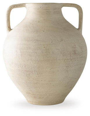 Justy Vase - 3 Bros Warehouse