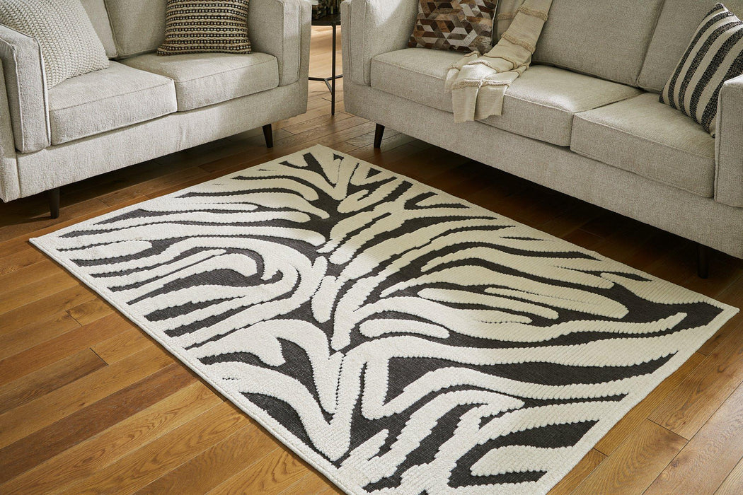 Thomwith 4'11" x 7'2" Rug