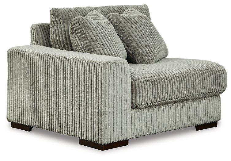 Lindyn Sectional Sofa - 3 Bros Warehouse
