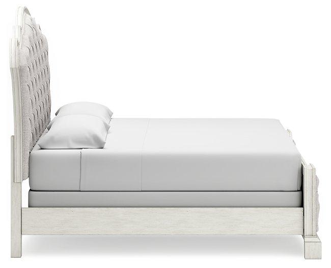 Arlendyne Upholstered Bed