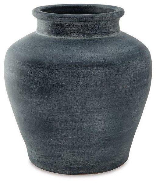 Meadie Vase - 3 Bros Warehouse