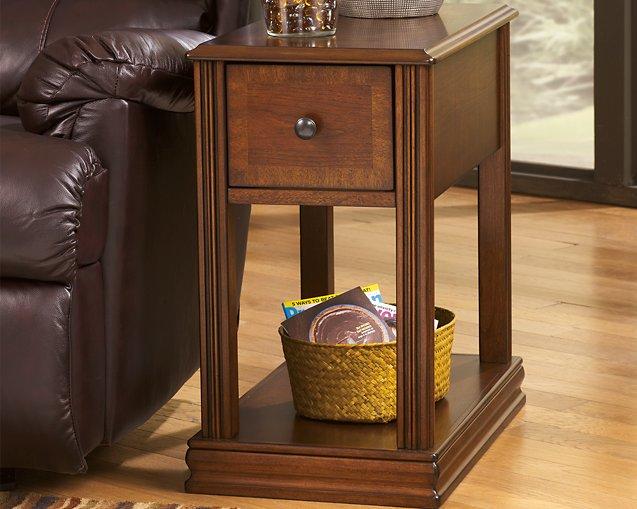 Breegin Chairside End Table - 3 Bros Warehouse