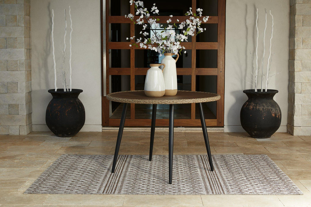 Amaris Outdoor Dining Set - 3 Bros Warehouse