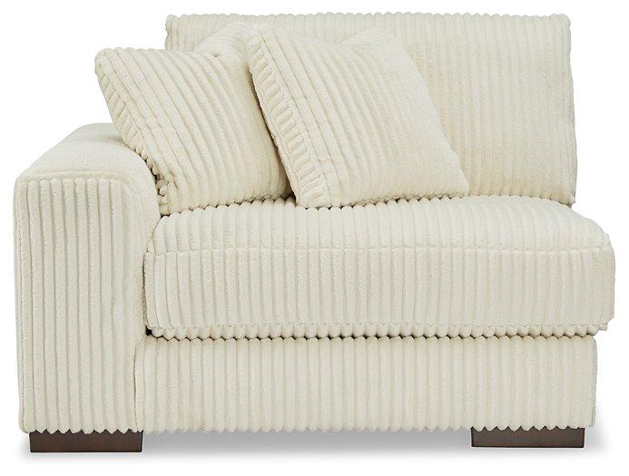 Lindyn Sectional - 3 Bros Warehouse