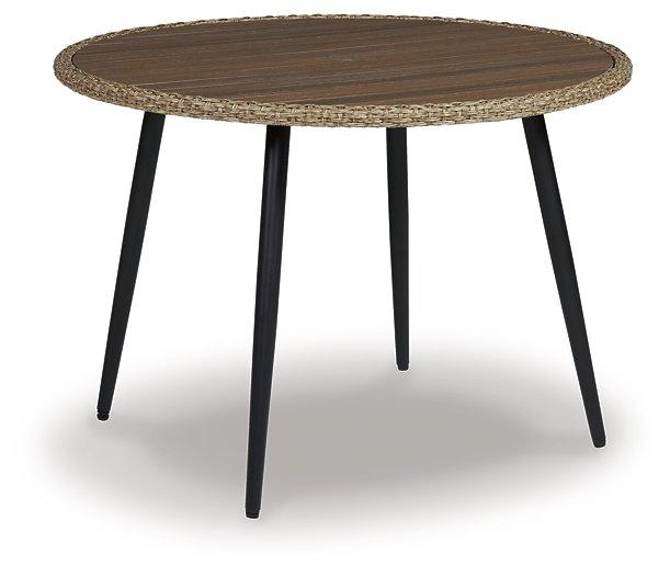 Amaris Outdoor Dining Set - 3 Bros Warehouse