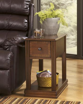 Breegin Chairside End Table - 3 Bros Warehouse