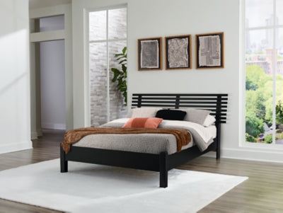 Danziar Queen Slat Bed - 3 Bros Warehouse