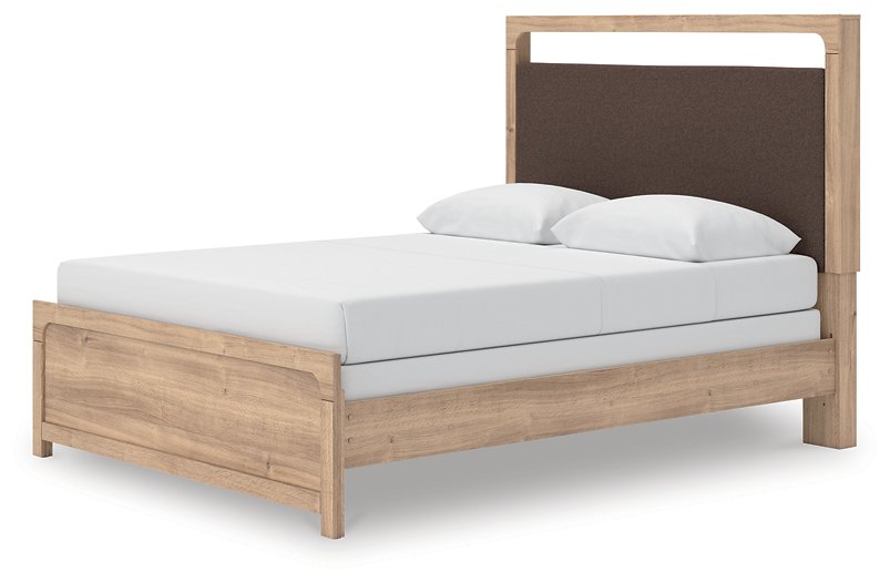 Kinlanni Upholstered Bed - 3 Bros Warehouse