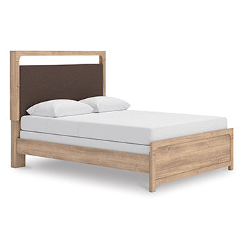 Kinlanni Upholstered Bed - 3 Bros Warehouse