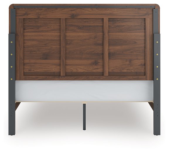 Fortlorn Bed - 3 Bros Warehouse