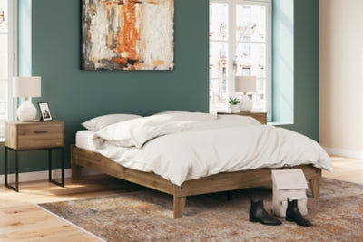 Deanlow Bed - 3 Bros Warehouse