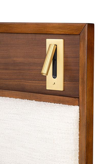 Hepburne 4 & 5 Piece Queen Bedroom Set - 3 Bros Warehouse