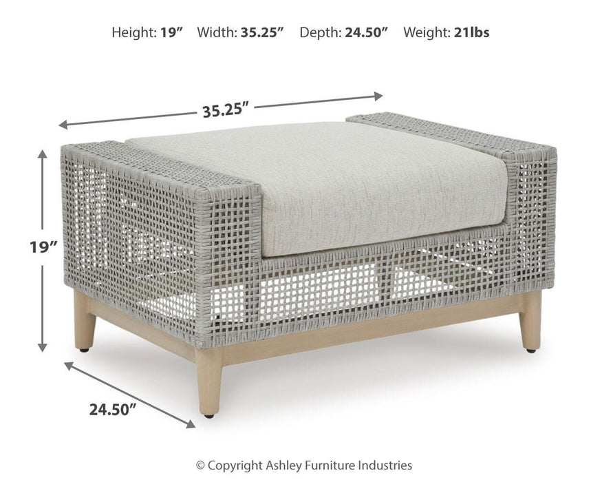 Seton Creek Outdoor Seating Set