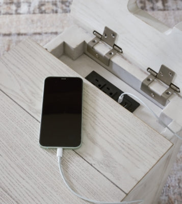 Robbinsdale Chairside End Table - 3 Bros Warehouse